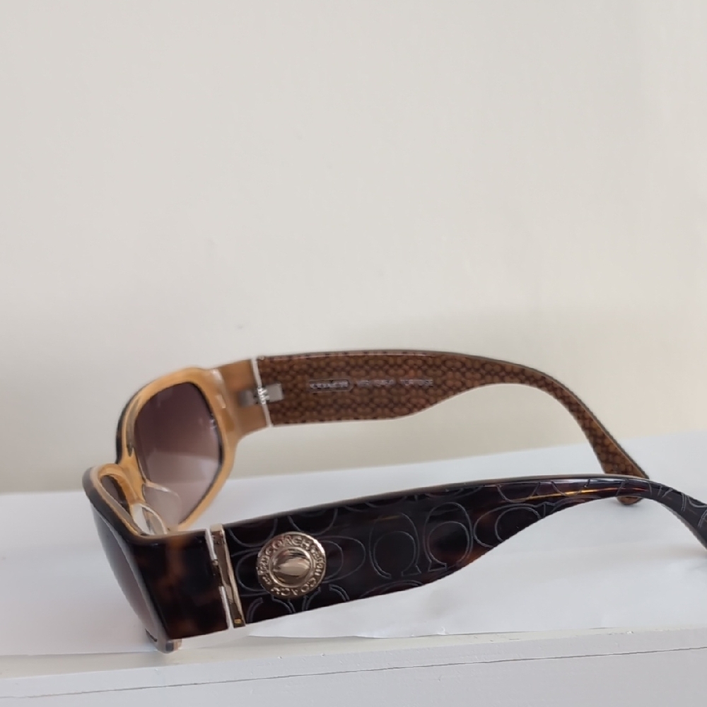 Coach KERI S (464) Tortoiseshell Gradient Women's Sunglasses - Picture 4 of 7